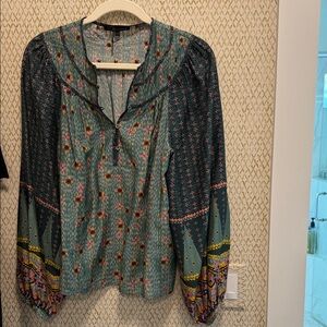 Floral Patterned Women's Top